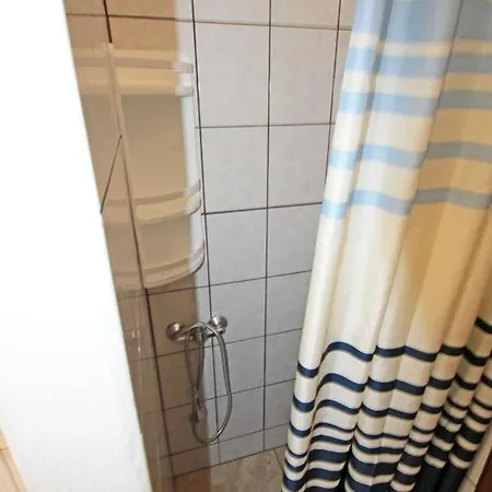 Апартаменты Apartments By The Sea Vinjerac, Zadar - 5824